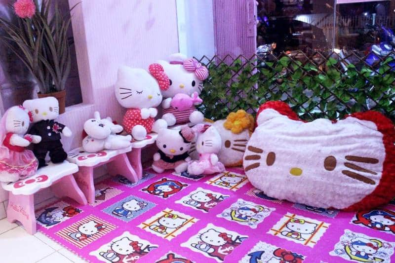 Emon Kitty Cafe