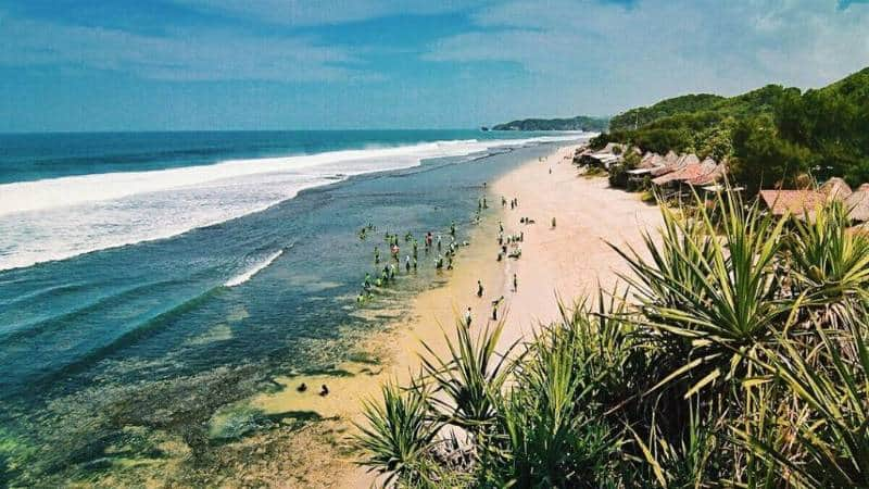 10 Pantai  Paling cantik di  Jogja  Tawarkan Pemandangan 