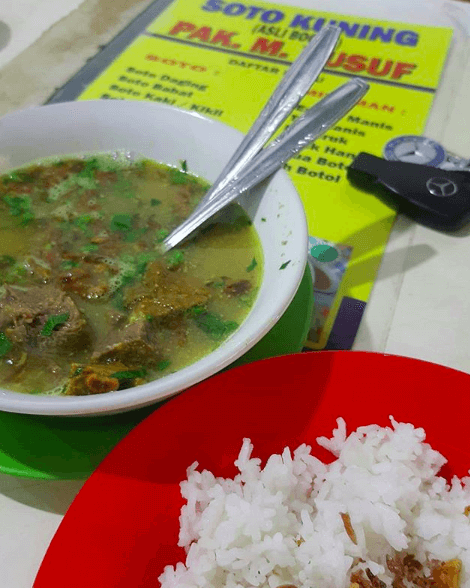 Soto Kuning Pak Yusuf 