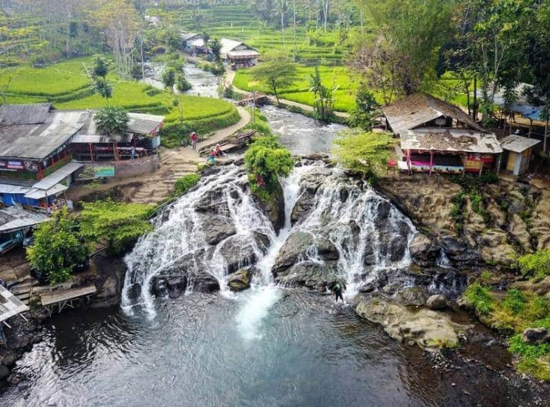 Air Terjun Sumber Maron