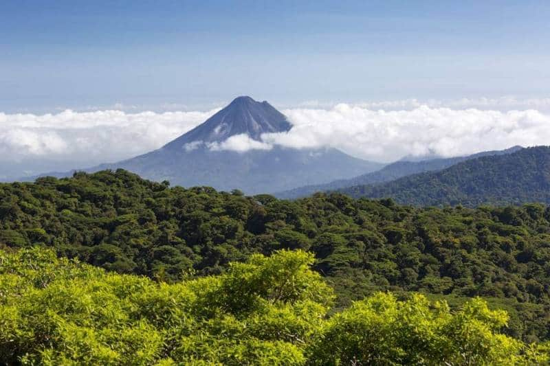  Gunung Arenal