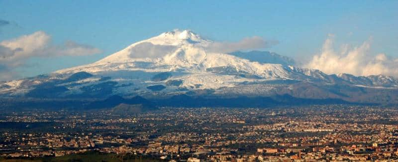  Gunung Etna