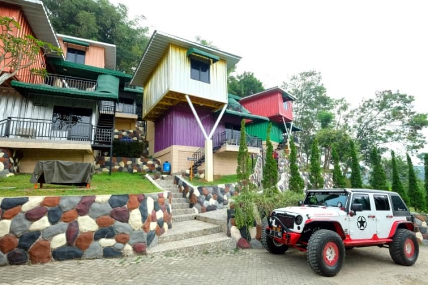wisata offroad  Jeep Station Indonesia Resort