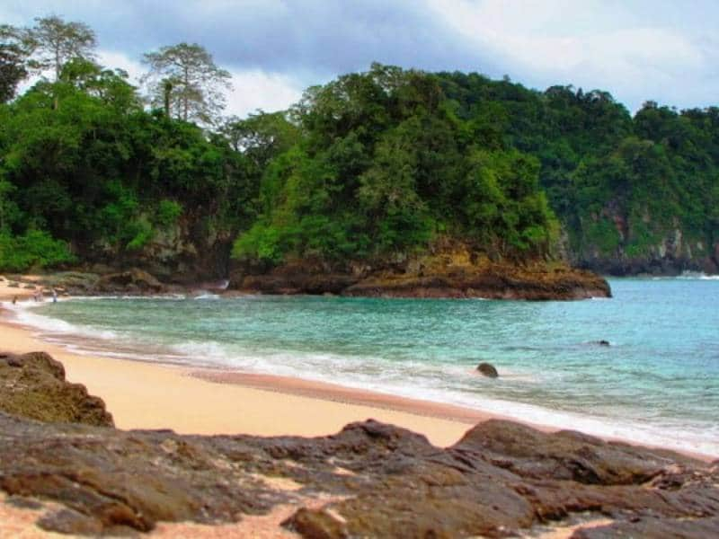 Berada di Ujung Timur Pulau Jawa berikut 10 Pantai  Keren 