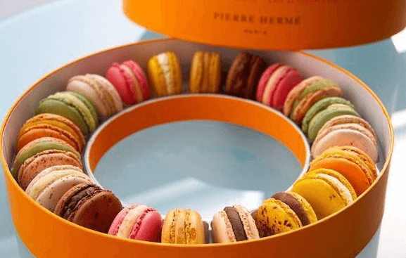 Macaroons Haute Couture