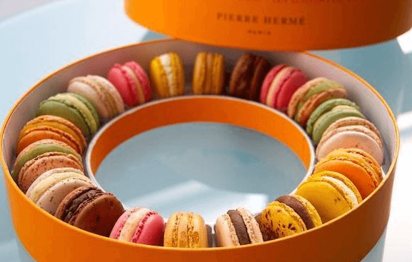 macaroons haute couture