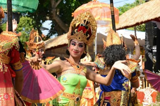 pesta kesenian bali