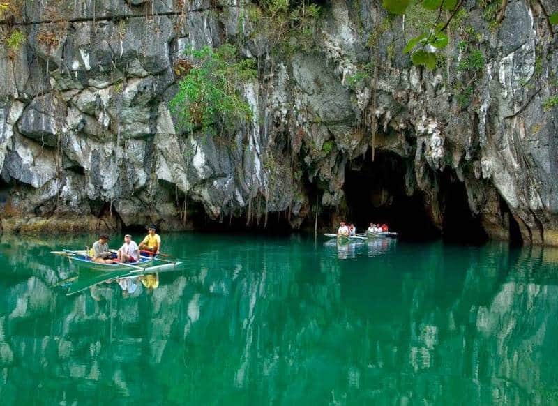 Sungai warna warni di dunia