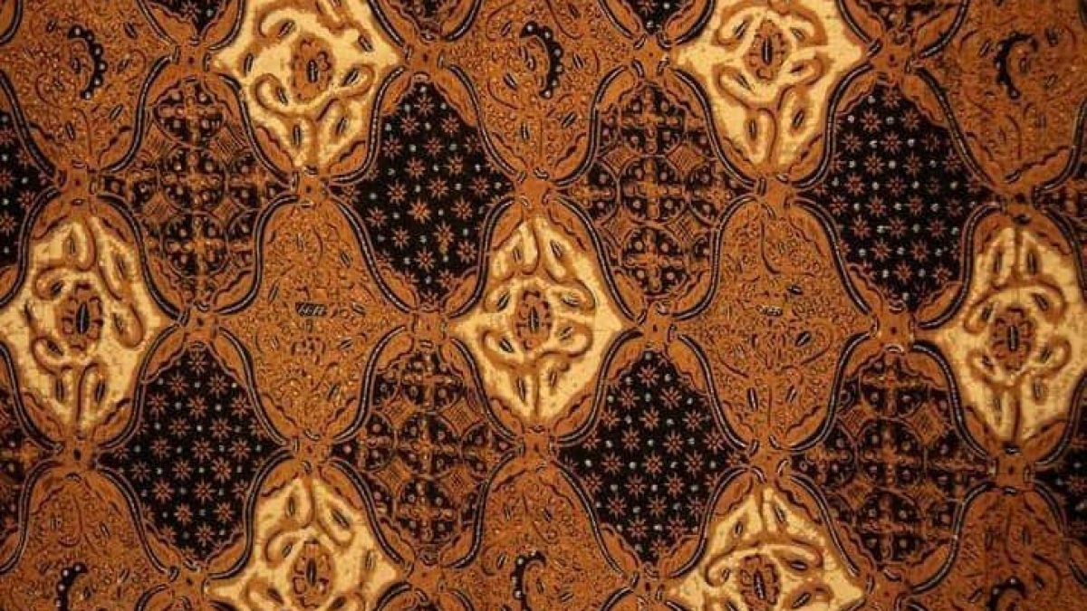 Umum mega adalah berikut batik pada yang mendung digunakan warna bukan Batik Nulaba