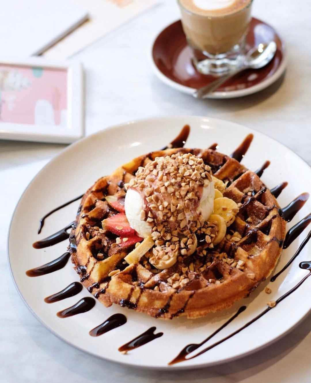 brown fox waffle & coffee