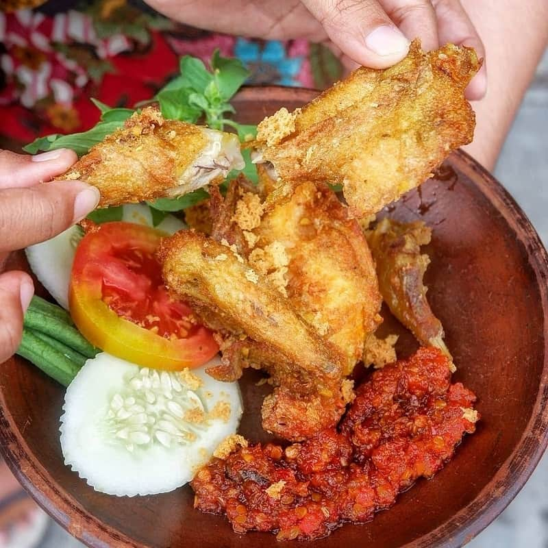 Ayam Goreng Remaja