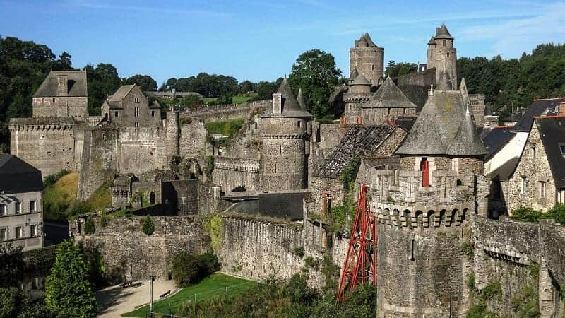  Chateau de Fougeres