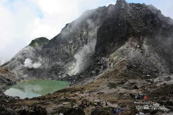  Gunung Sibayak