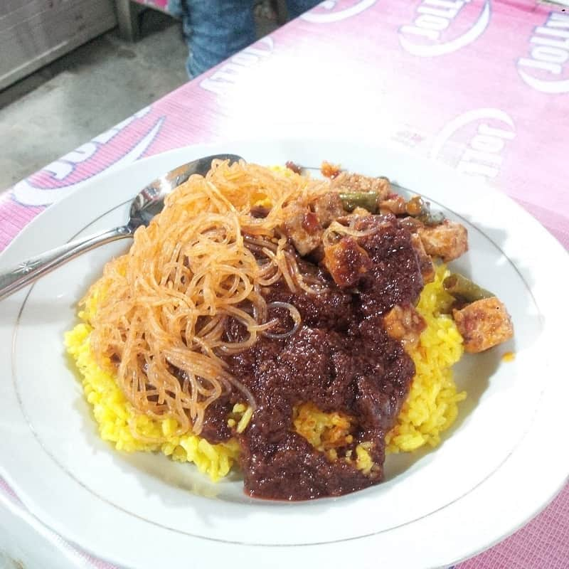  Kampung Nasi Kuning Ijay