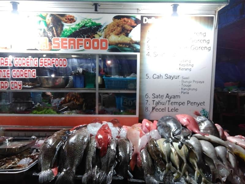 Kuliner Seafood Kampung Solor