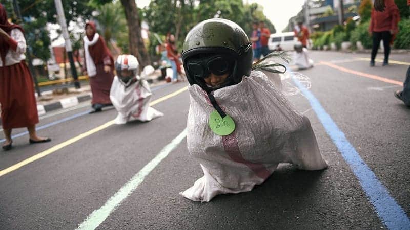 Lomba Balap Karung Moto GP