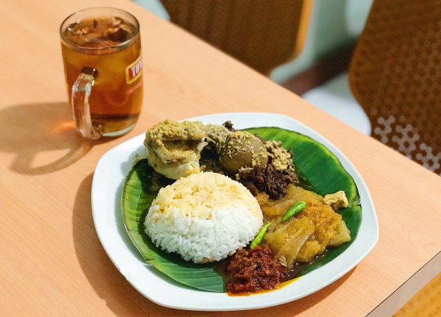 gudeg pejompongan