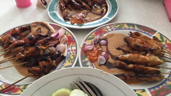  warung sate terdekat