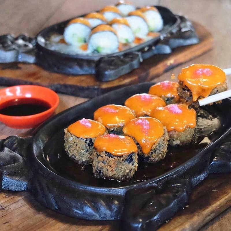 sushi den