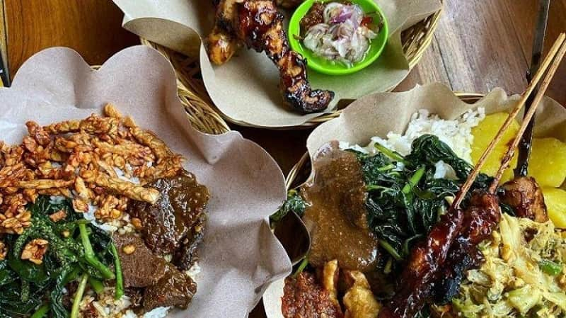 Warung Nasi Lawar Men Tingen