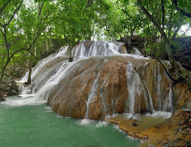  Air Terjun Batu Raja Manitan