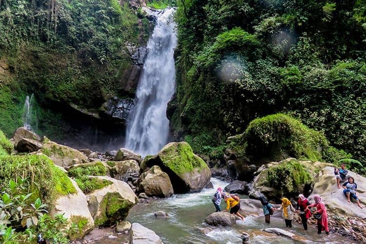 air terjun kedung kayang