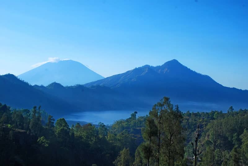 gunung abang