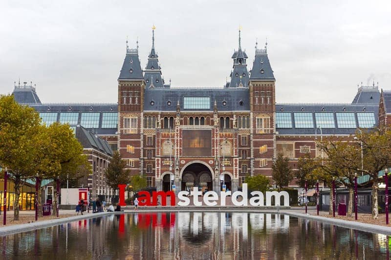  I Amsterdam Letters