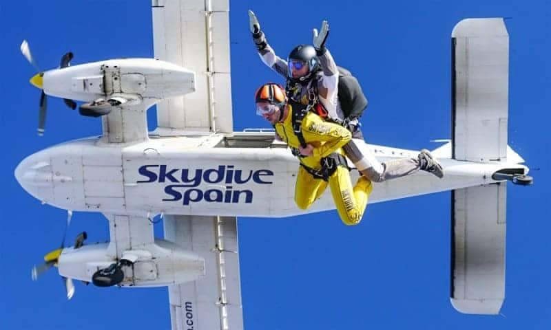 Skydive, Spanyol