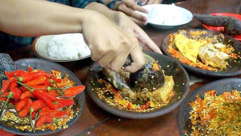 Warung Sambal Bawang Mbok Djayus