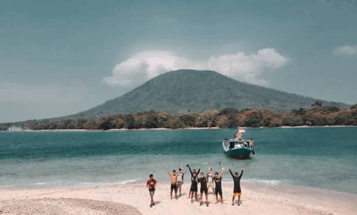 Pulau sebesi Lampung