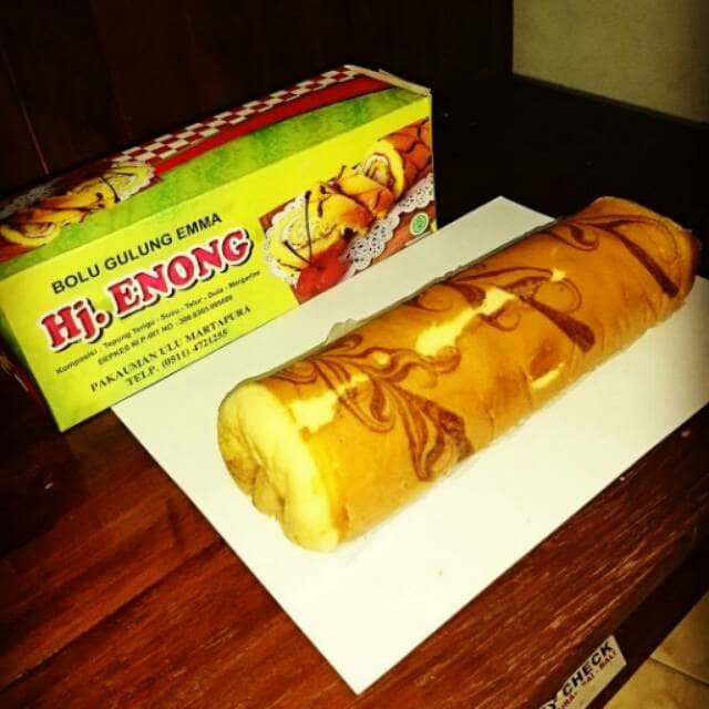 Bolu Gulung Hj Enong