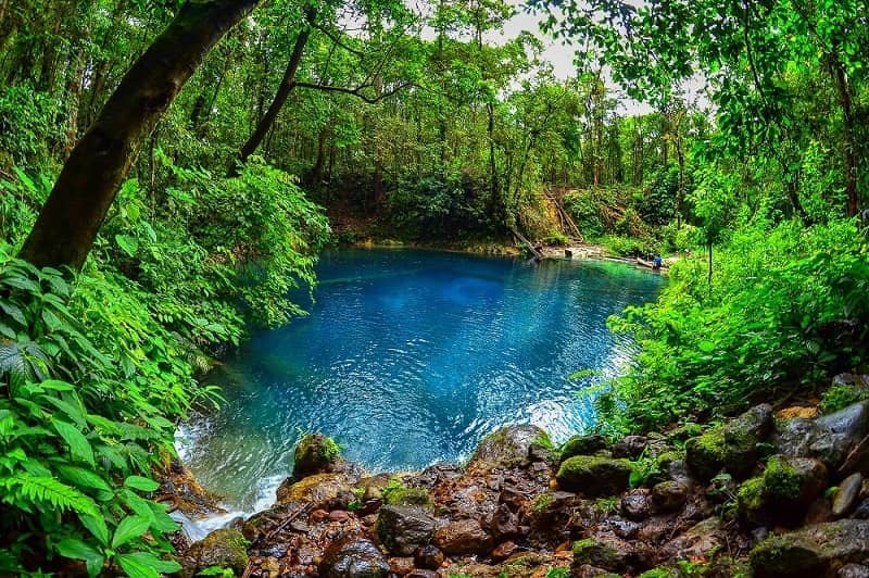 Danau paling indah Di Asia