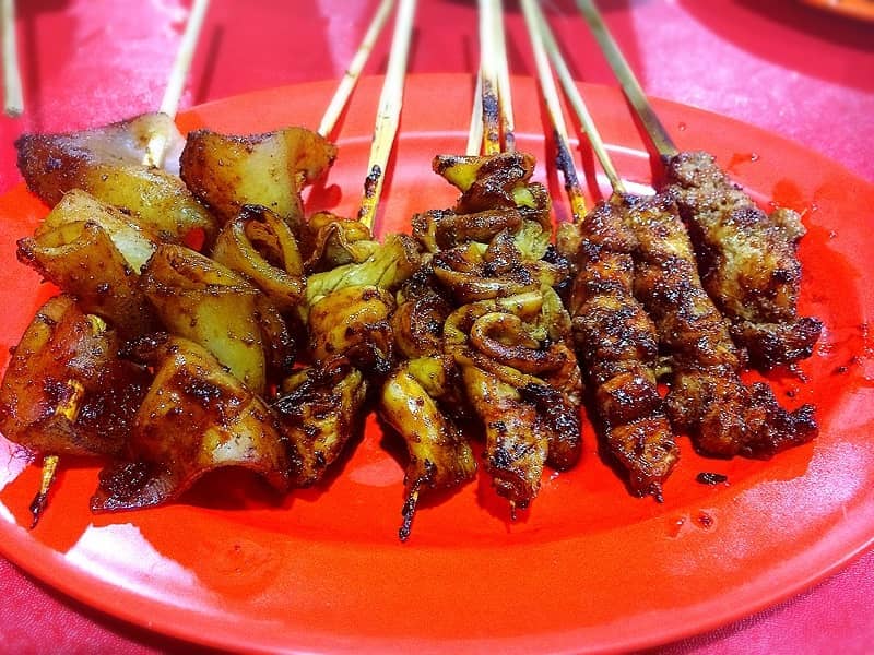  Sate Babi Bakut Krekot