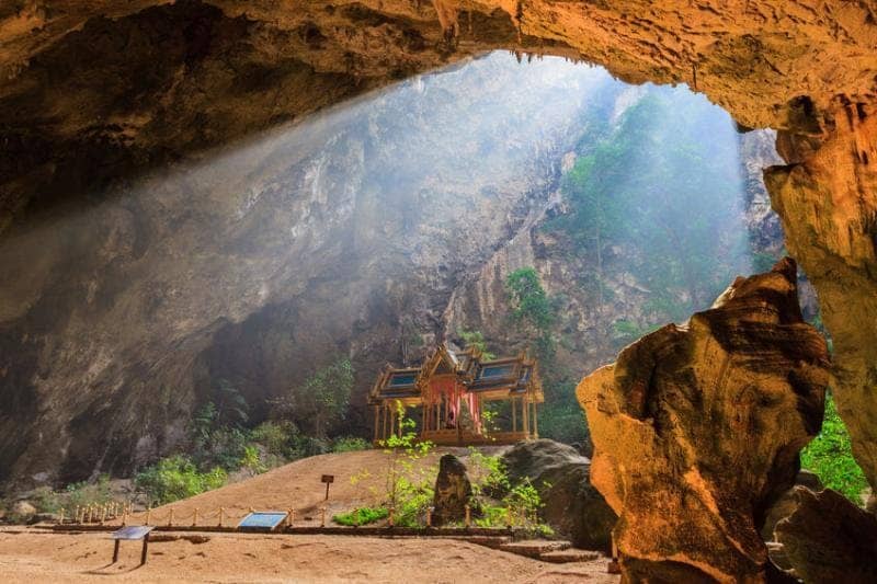 Taman Nasional Khao Sam Roi Yot