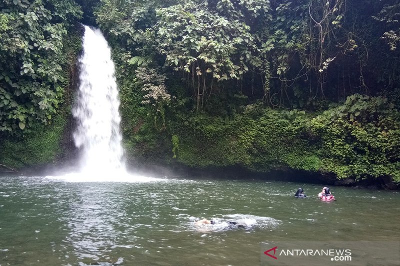 Air Terjun Mandap Sari Sengkuang