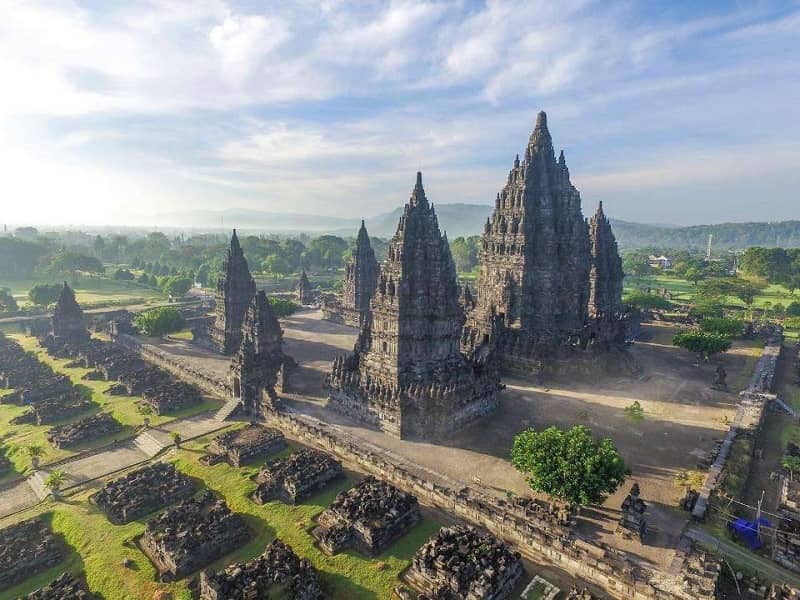  Candi Prambanan 