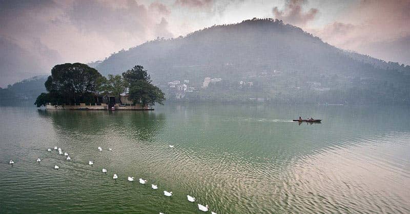 Danau Bhimtal Uttarakhand