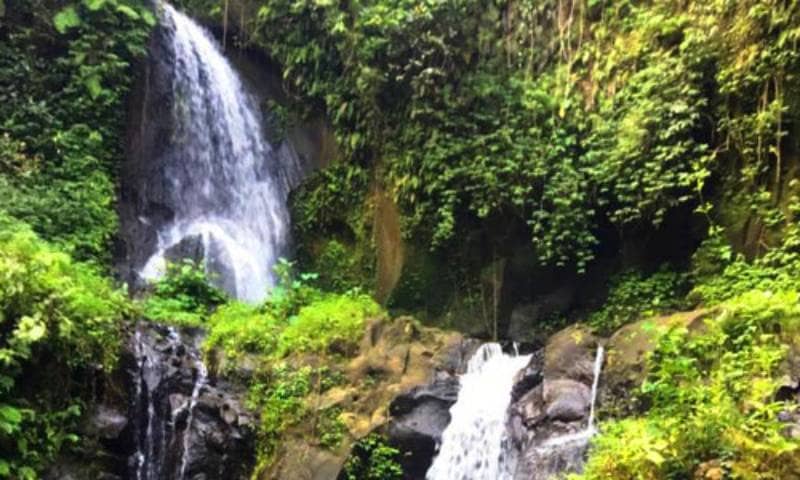 air terjun pengibul