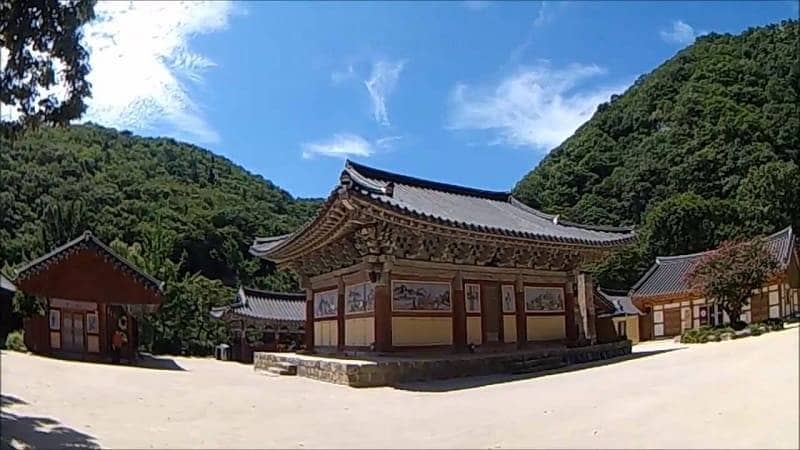 kuil terkenal di Korea
