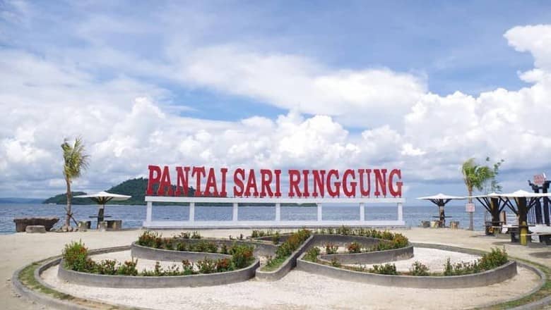 pantai sari ringgung