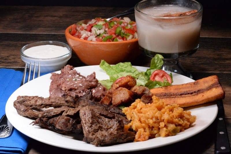 Makanan Khas Honduras
