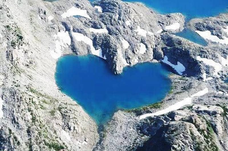 Danau Shimshal di Pakistan