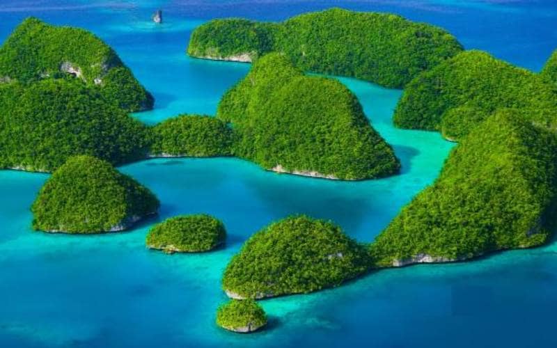 rock islands southern lagoon