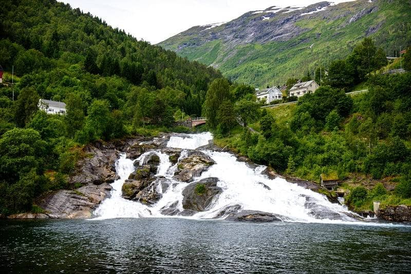 Hellesyltfossen