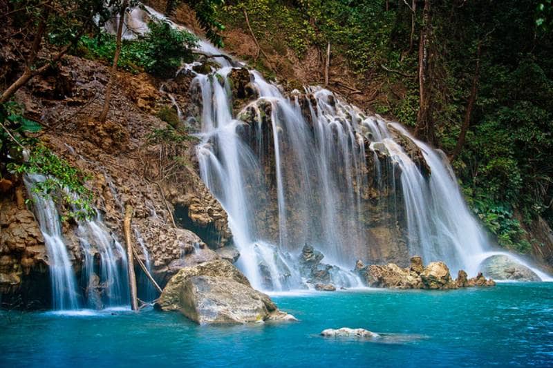 air terjun laipopu