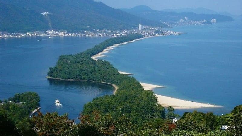Pantai Amanohashidate