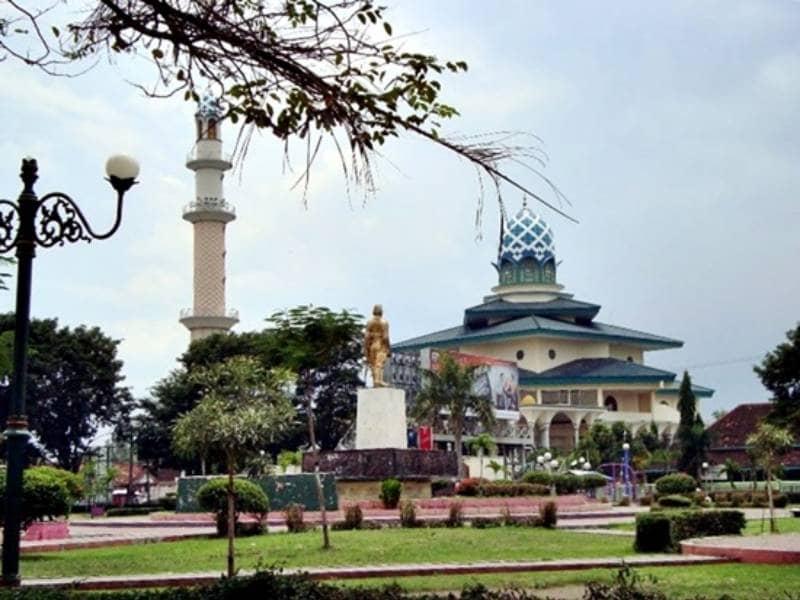 masjid agung kota kediri