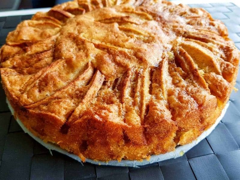 Apple Cake