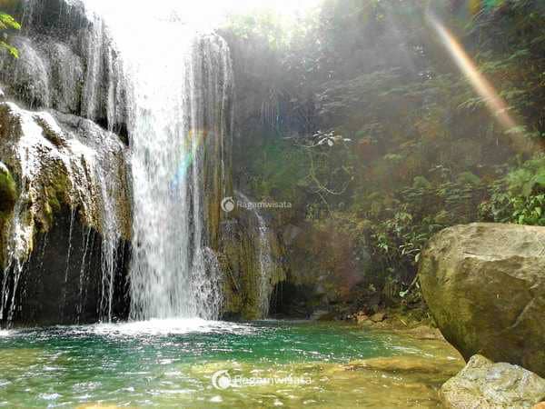 air terjun grojogan sewu